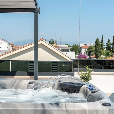 Daire Penthouse Luka