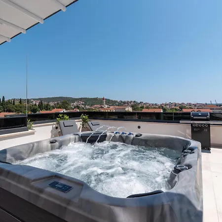 Daire Penthouse Luka