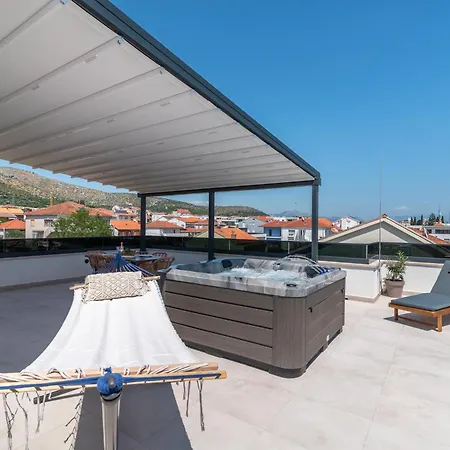 Penthouse Luka Daire *