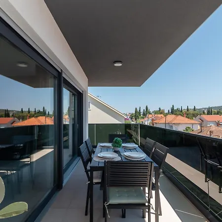 Penthouse Luka Trogir