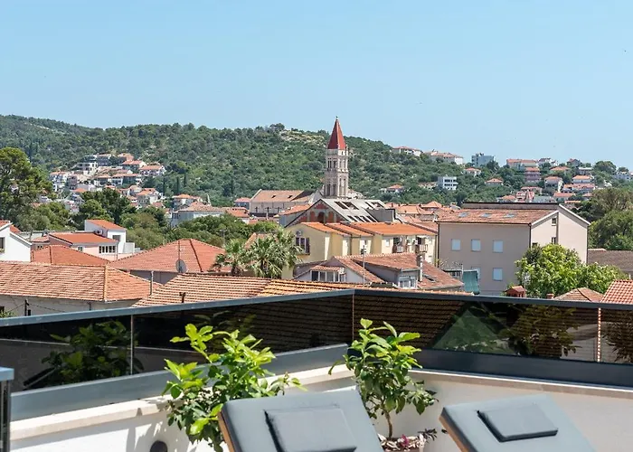 Penthouse Luka Apartment *