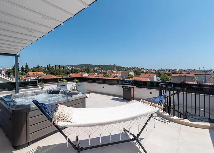Penthouse Luka Trogir