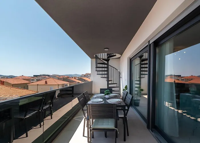 Penthouse Luka * Trogir