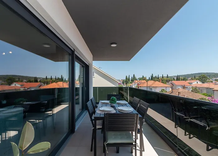 Penthouse Luka Trogir