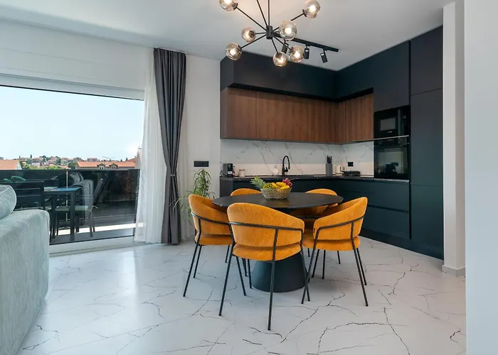 Penthouse Luka * Trogir