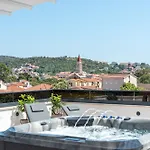 Penthouse Luka