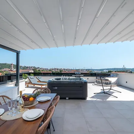 Penthouse Luka * Trogir