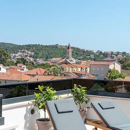 Penthouse Luka Apartment *